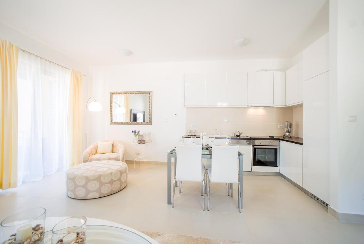 Lavender Bay Apartment C22 Kotor Zewnętrze zdjęcie